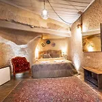 Adelya Cave فندق