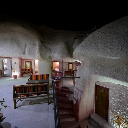Adelya Cave Hotel 2*