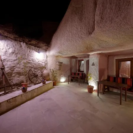 Hotell Adelya Cave 3*