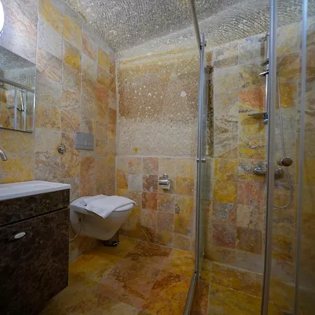 Adelya Cave Hotel 2*