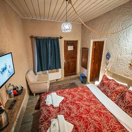 Adelya Cave Hotel 2*