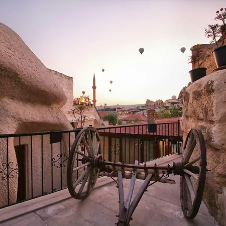 Adelya Cave Otel 3*